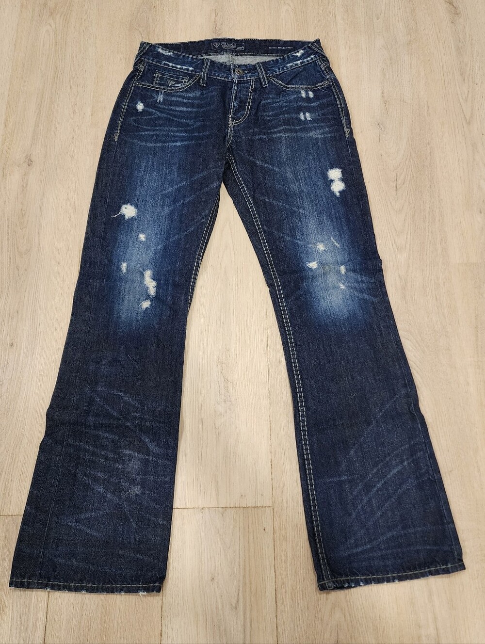Guess Falcon Low Rise Boot Cut Jeans Men’s 31x32 Button Fly Dark Wash Distressed